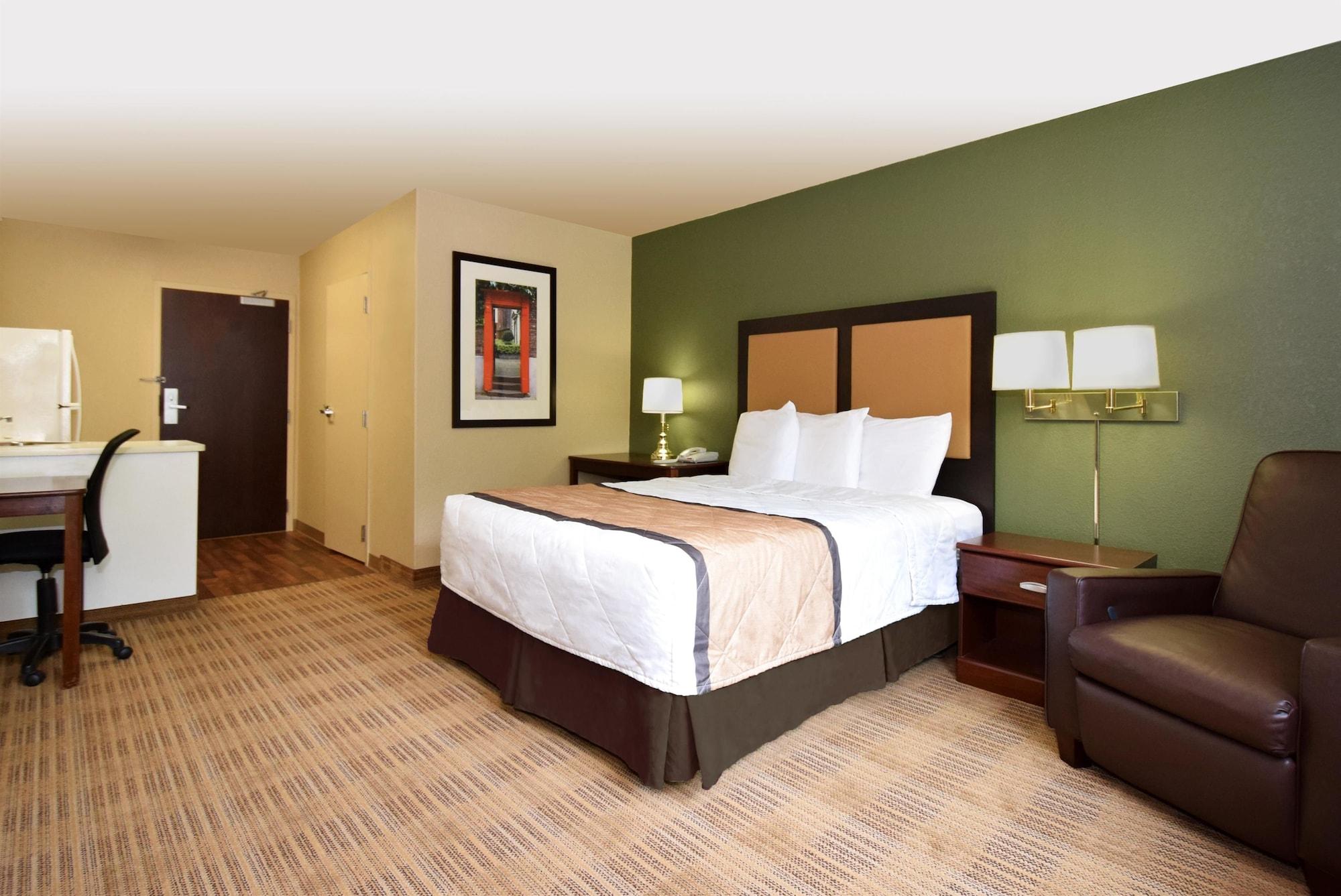 Extended Stay America Suites - Chicago - Woodfield Mall Schaumburg Exterior photo