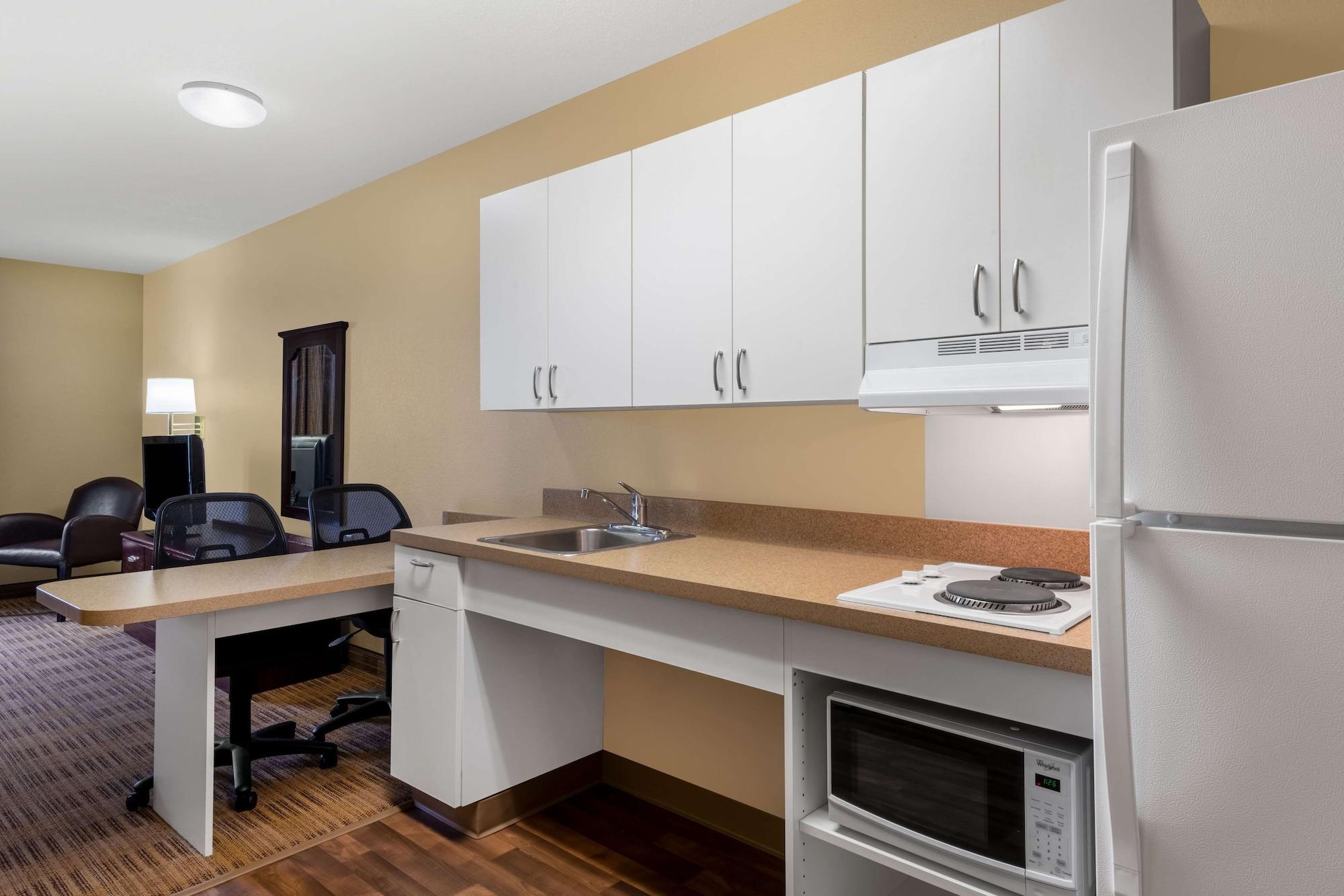 Extended Stay America Suites - Chicago - Woodfield Mall Schaumburg Exterior photo