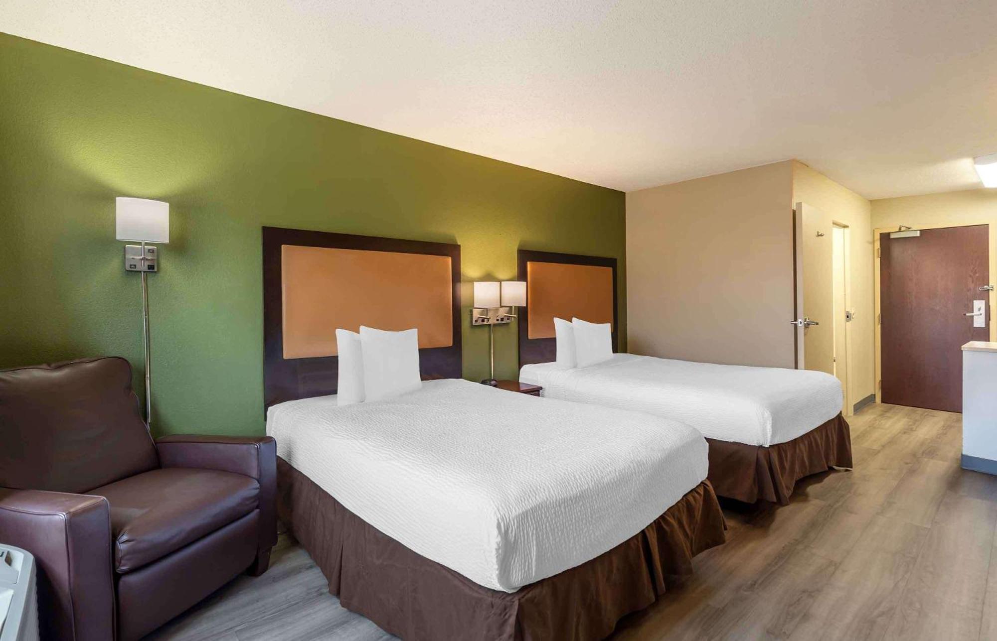 Extended Stay America Suites - Chicago - Woodfield Mall Schaumburg Exterior photo